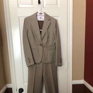 Ann Taylor Dress Suit